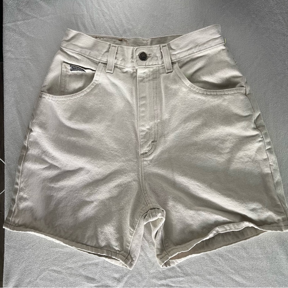 Lee Women's High Waist Cream Shorts